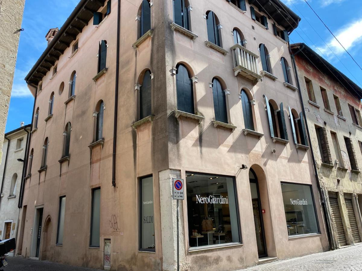 Santa Caterina: Charming Apartment Treviso Exteriör bild