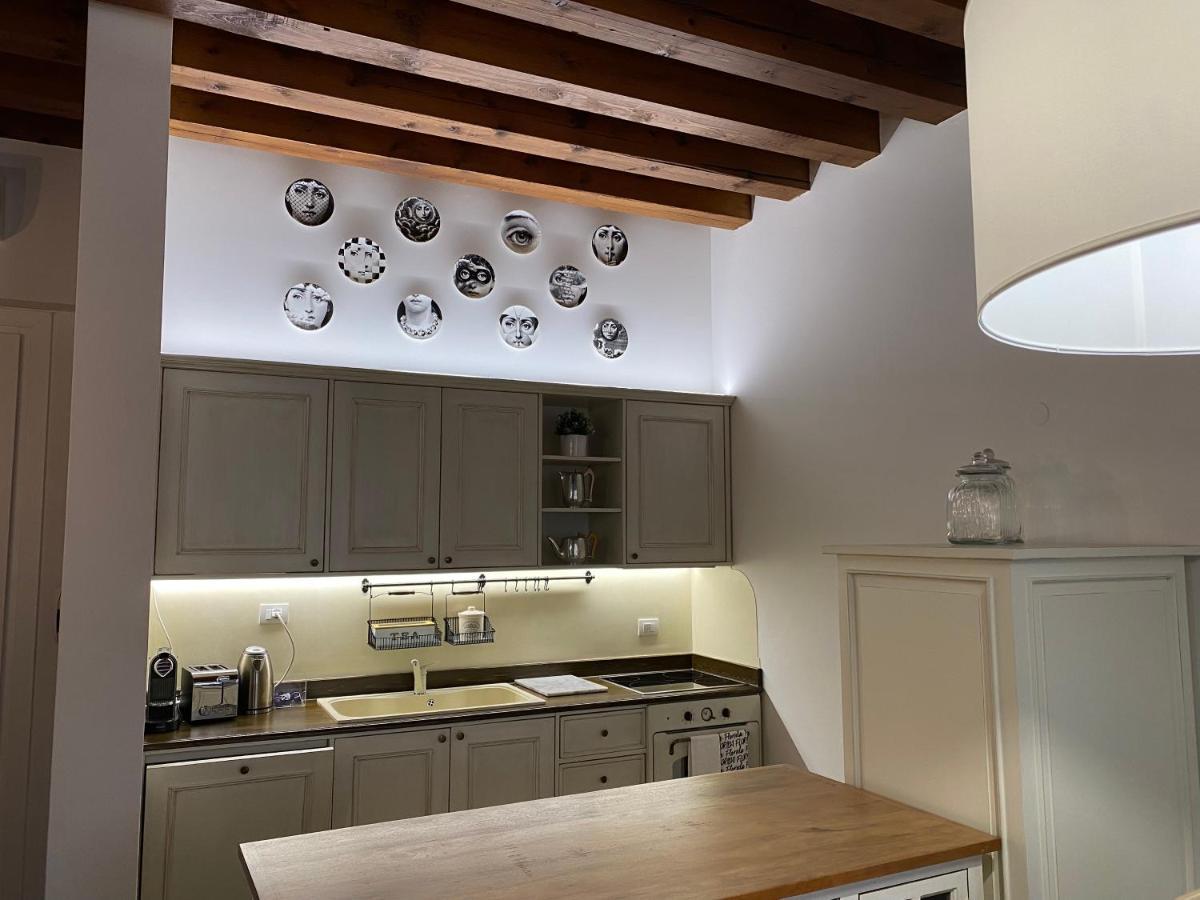 Santa Caterina: Charming Apartment Treviso Exteriör bild